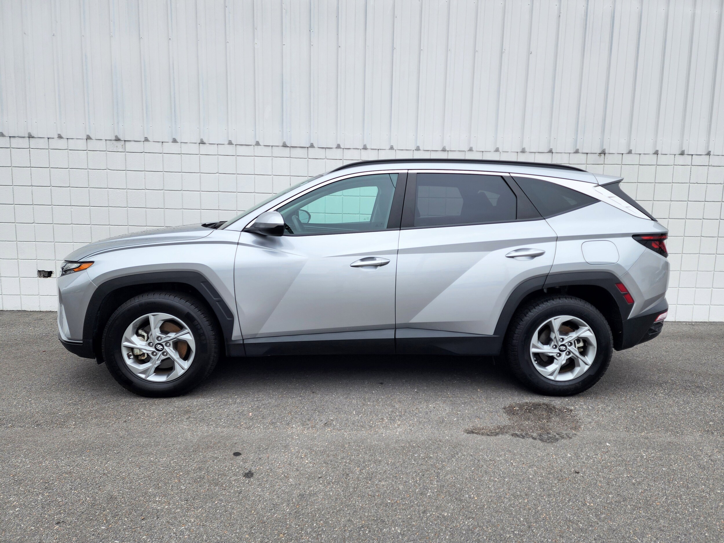 2024 Hyundai Tucson SEL photo 2