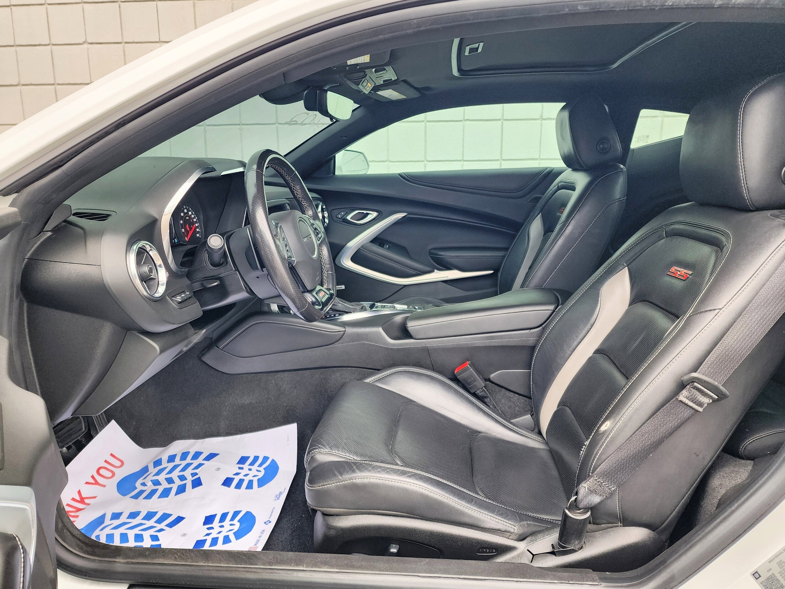 2019 Chevrolet Camaro 2SS photo 2