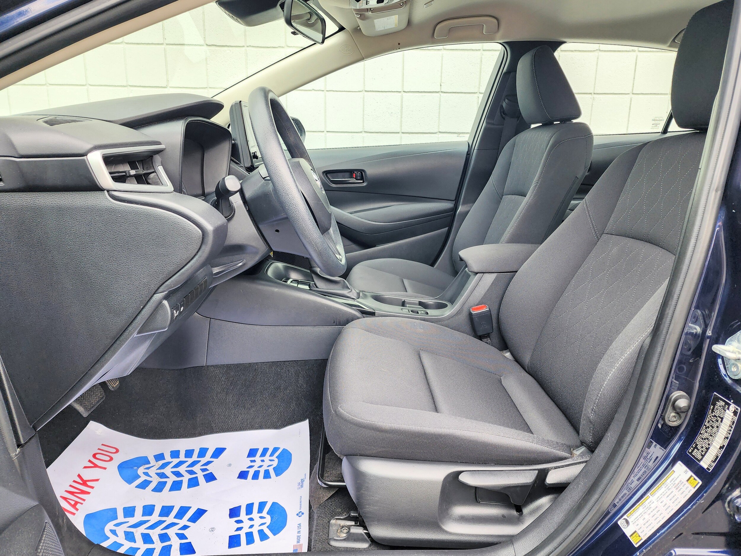 2024 Toyota Corolla LE photo 3