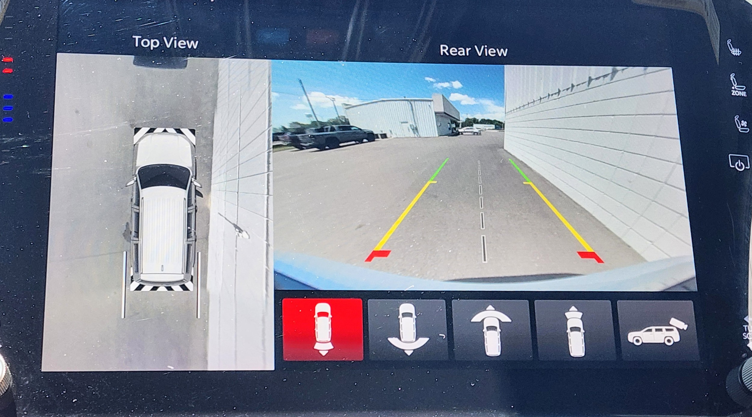 2024 Jeep Grand Wagoneer Series III - Photo 14