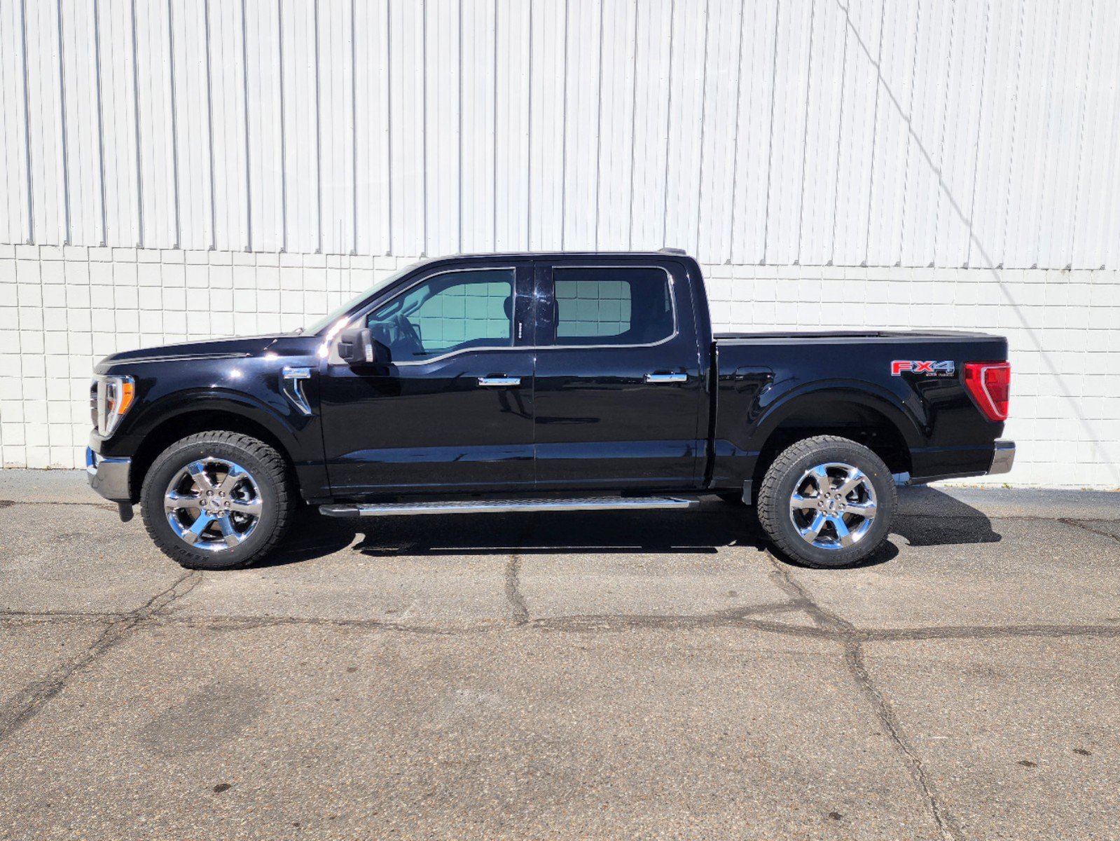 Used 2021 Ford F-150 XLT with VIN 1FTFW1E81MFB07025 for sale in Little Rock