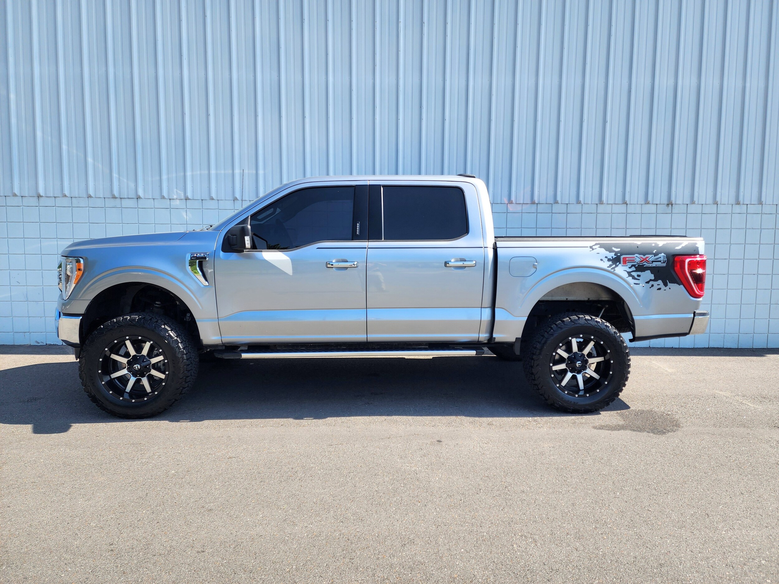 Used 2022 Ford F-150 XLT with VIN 1FTFW1E89NKD81629 for sale in Little Rock