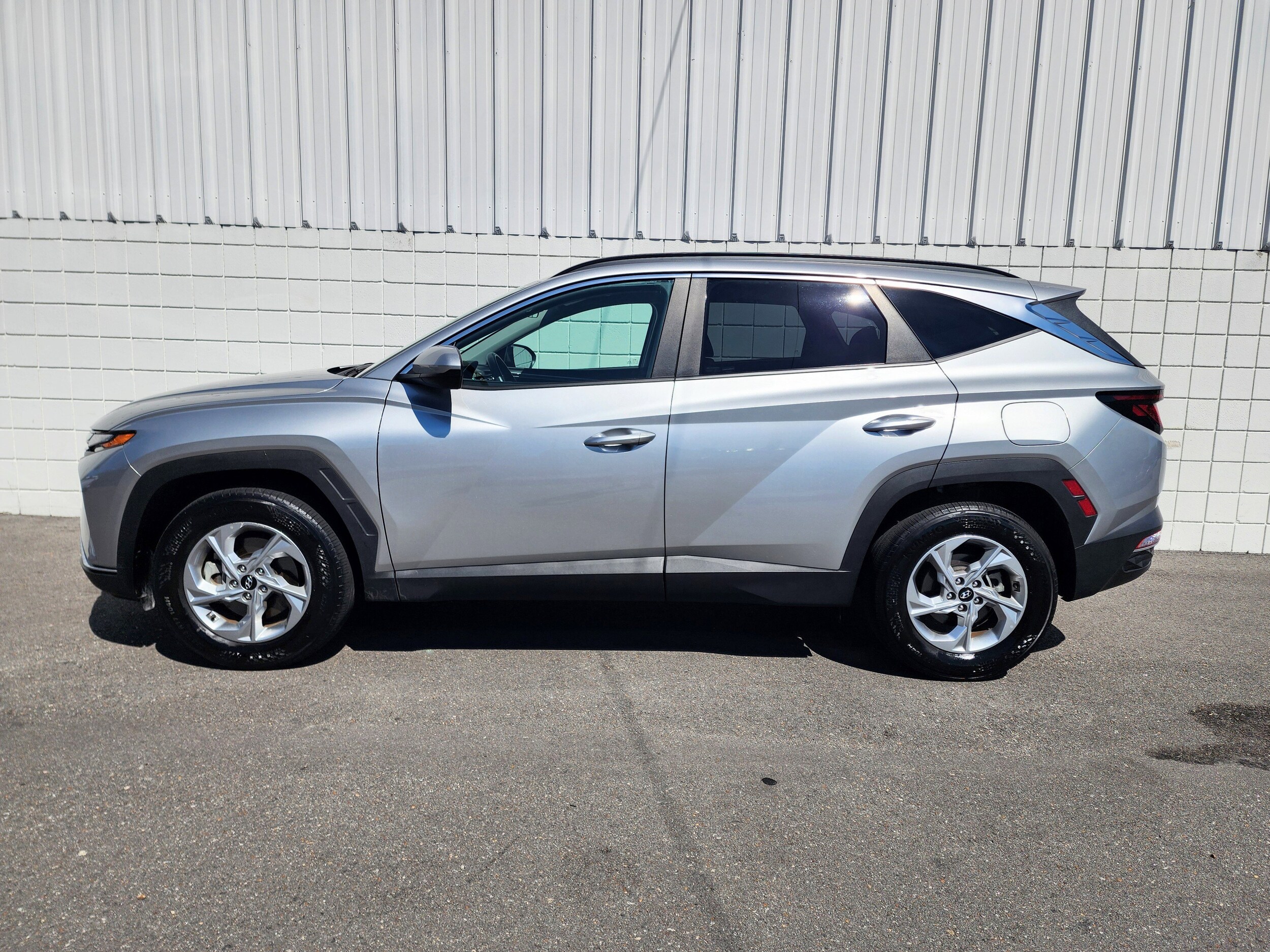 2024 Hyundai Tucson SEL photo 2