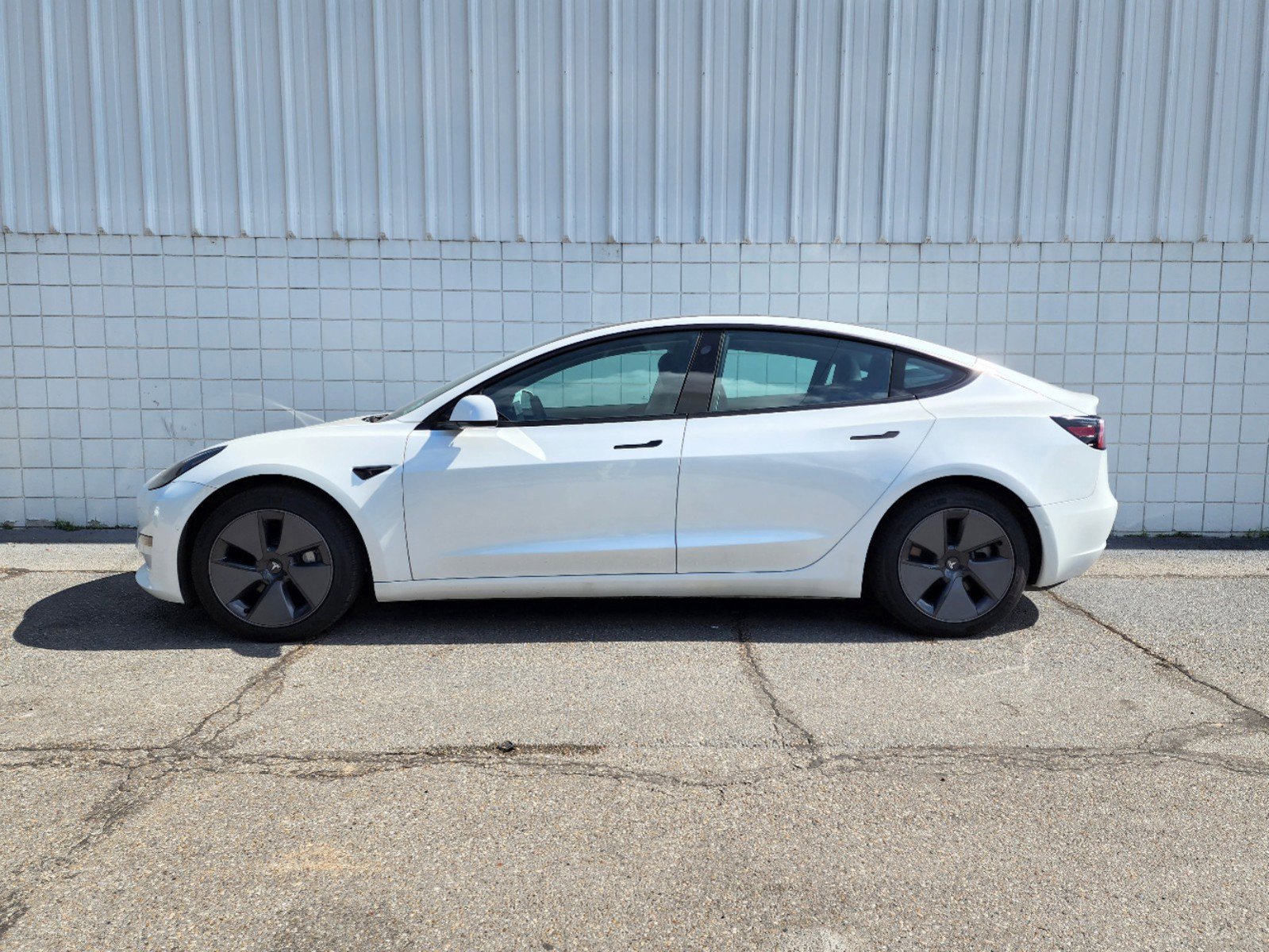 Used 2021 Tesla Model 3  with VIN 5YJ3E1EB0MF902007 for sale in Monticello, AR