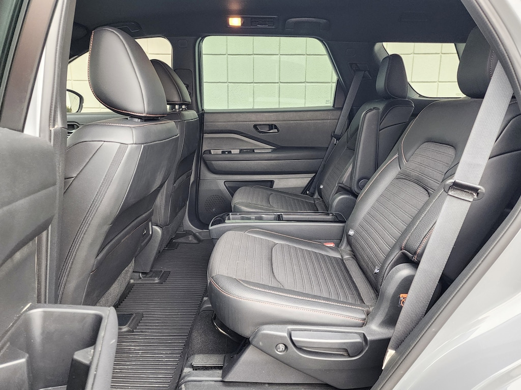 Used 2024 Nissan Pathfinder Rock Creek 4WD SUV