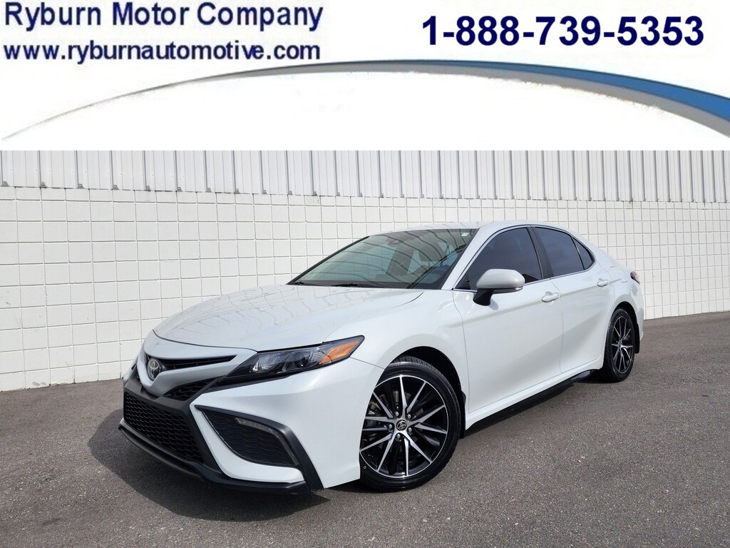 Used 2022 Toyota Camry SE SE Auto