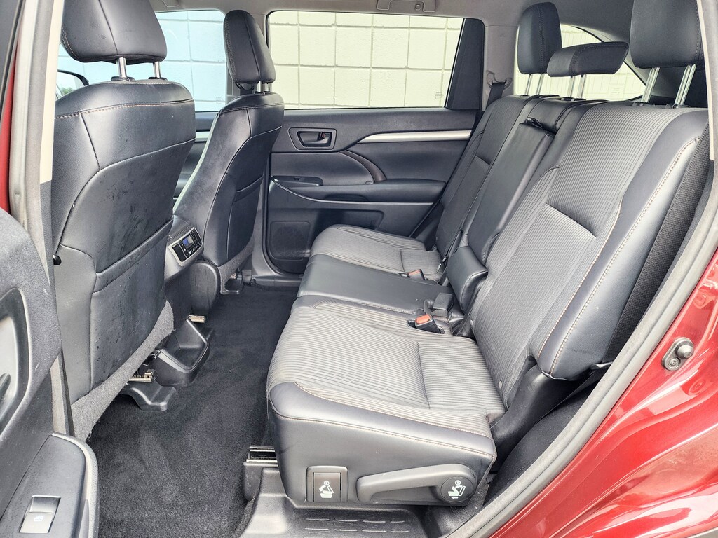 Used 2015 Toyota Highlander LE Plus SUV