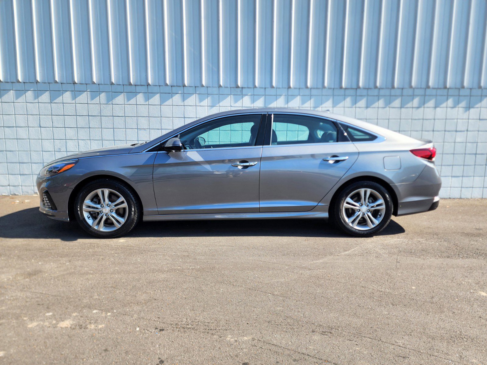 Used 2018 Hyundai Sonata Limited with VIN 5NPE34AFXJH704265 for sale in Monticello, AR