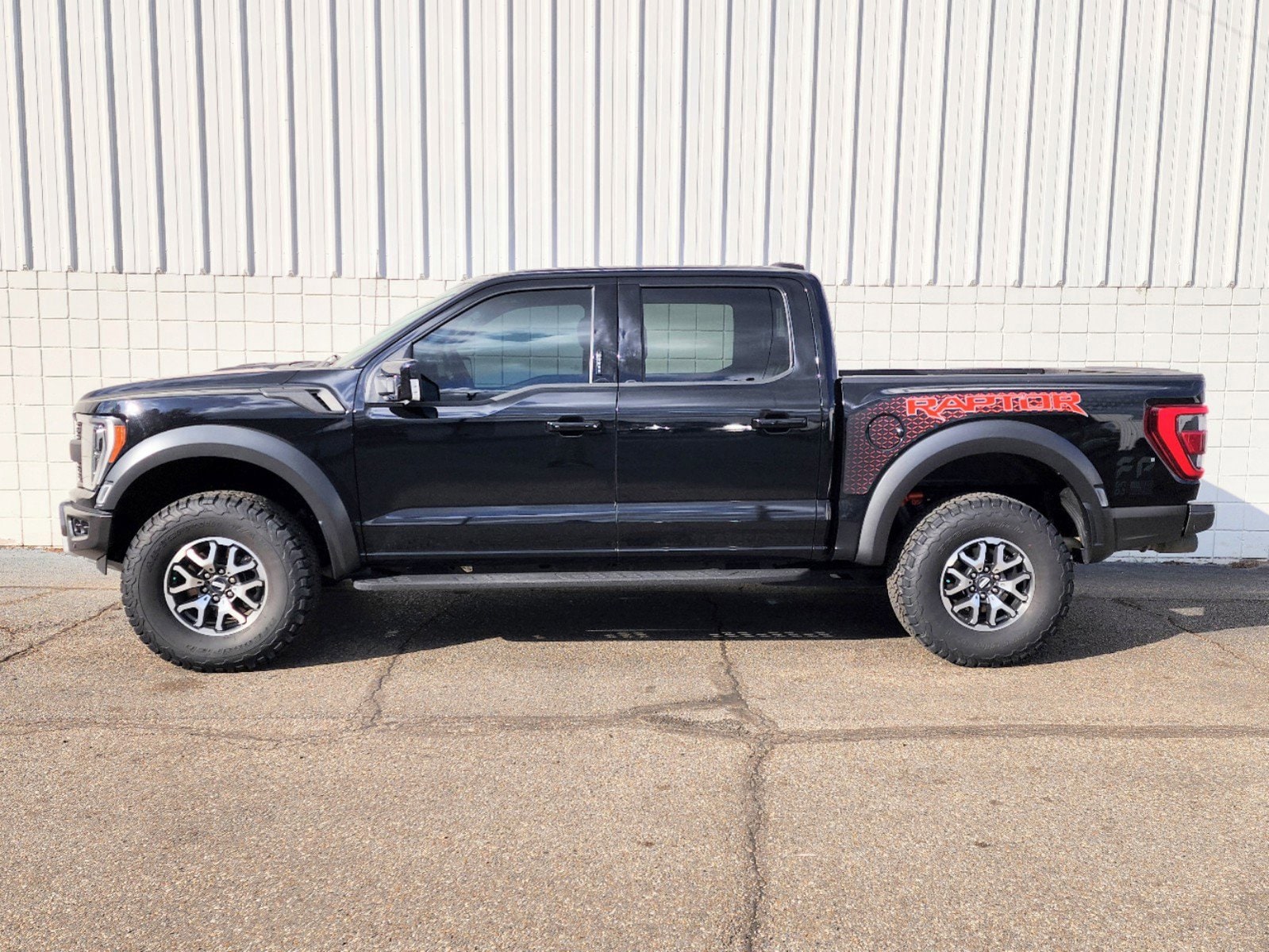 Used 2023 Ford F-150 Raptor with VIN 1FTFW1RG7PFB90613 for sale in Monticello, AR