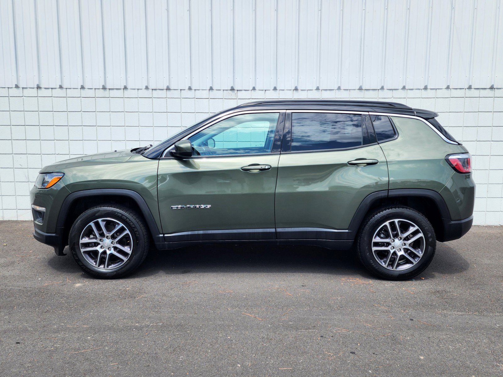 Used 2020 Jeep Compass Latitude with VIN 3C4NJDBB0LT153798 for sale in Monticello, AR