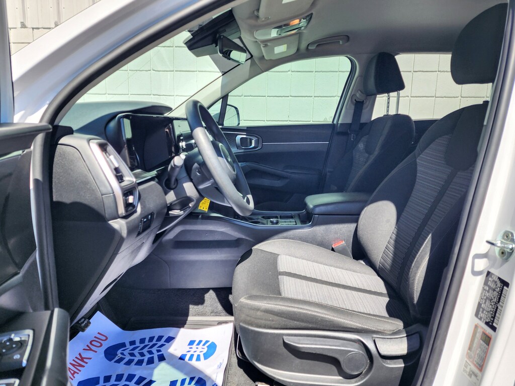 Used 2023 Kia Sorento LX SUV