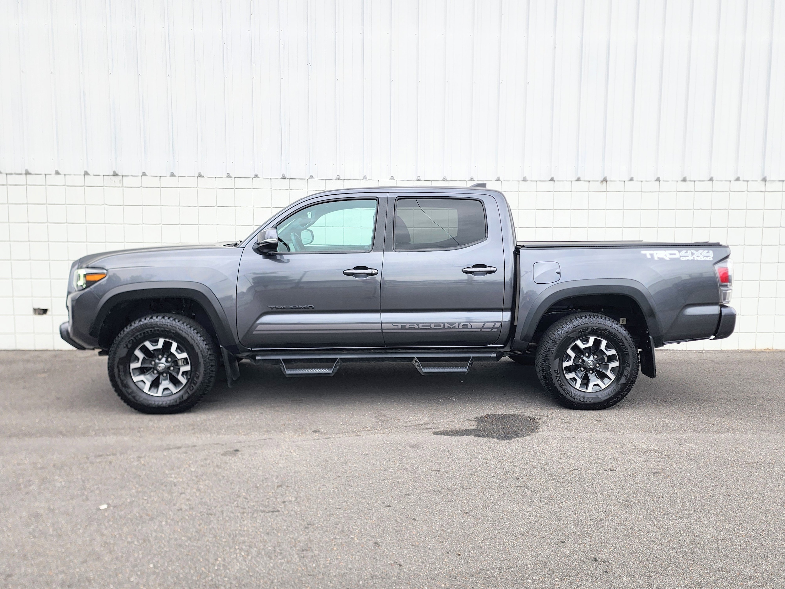 Used 2022 Toyota Tacoma TRD Off Road with VIN 3TMCZ5AN3NM463586 for sale in Little Rock
