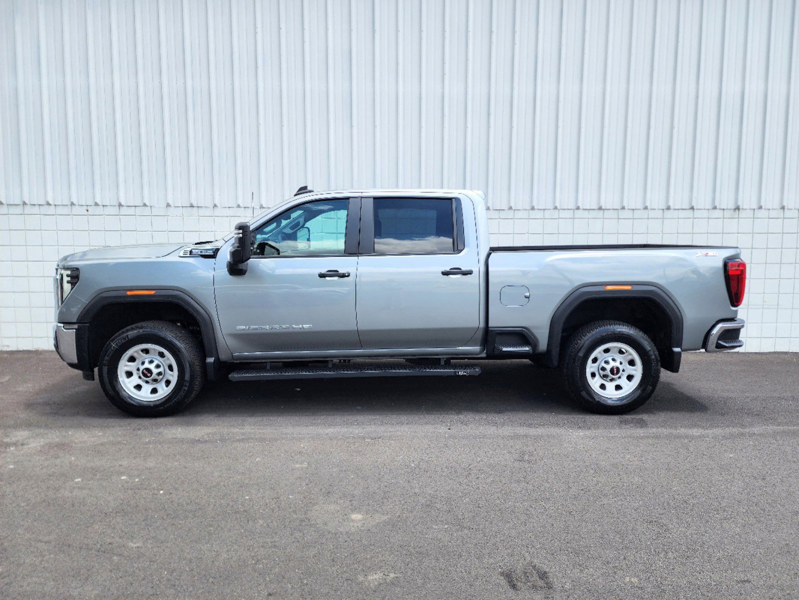 Used 2024 GMC Sierra 2500HD Base with VIN 1GT49LE72RF178341 for sale in Monticello, AR