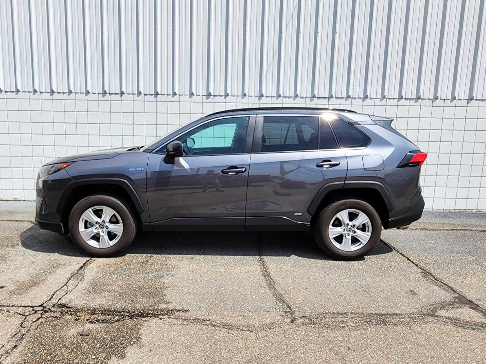 Used 2021 Toyota RAV4 LE with VIN 4T3LWRFVXMU048609 for sale in Monticello, AR