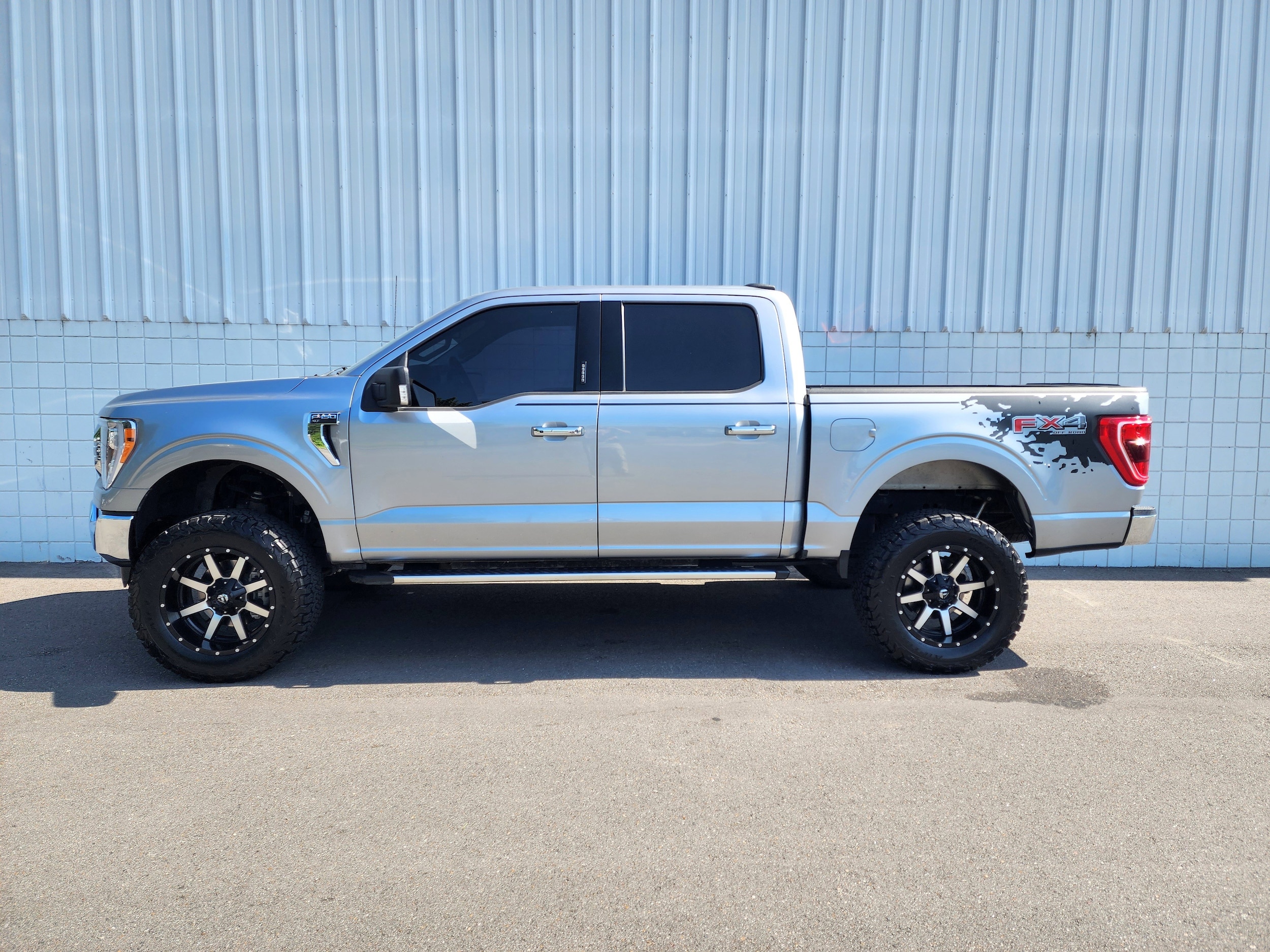 Used 2022 Ford F-150 XLT with VIN 1FTFW1E89NKD81629 for sale in Little Rock