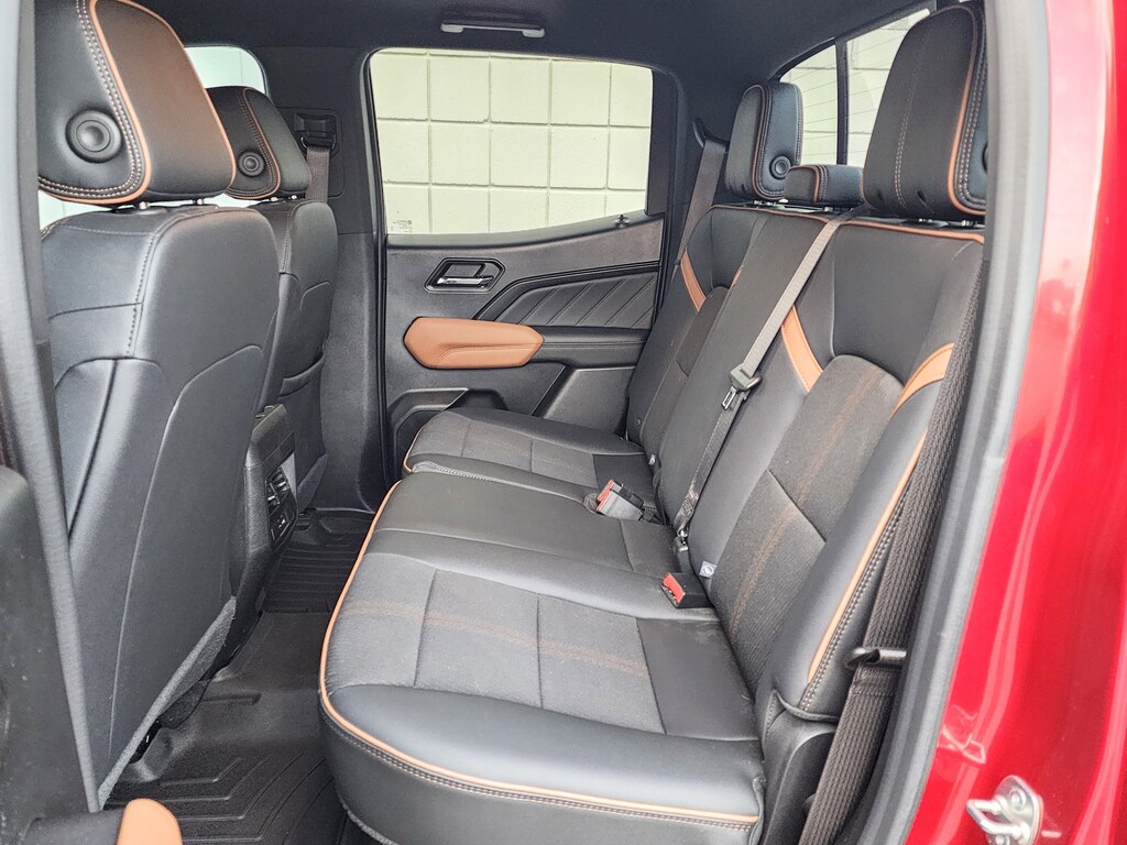 Used 2024 GMC Canyon 4WD AT4 4WD Crew Cab AT4