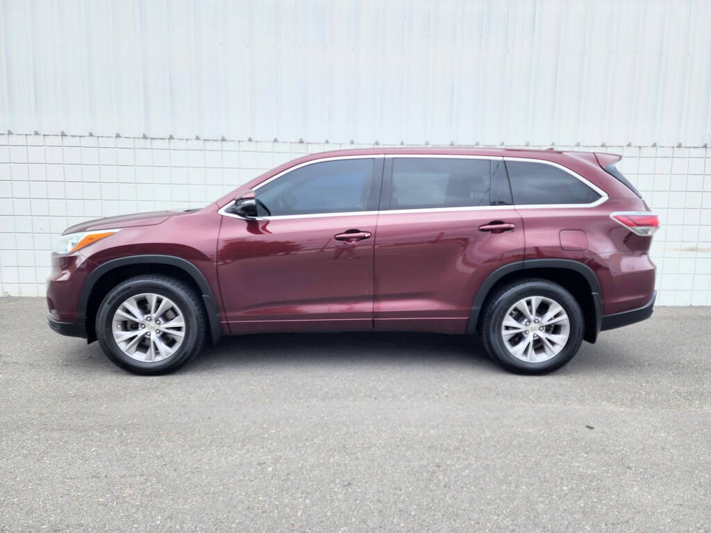 Used 2015 Toyota Highlander LE Plus SUV