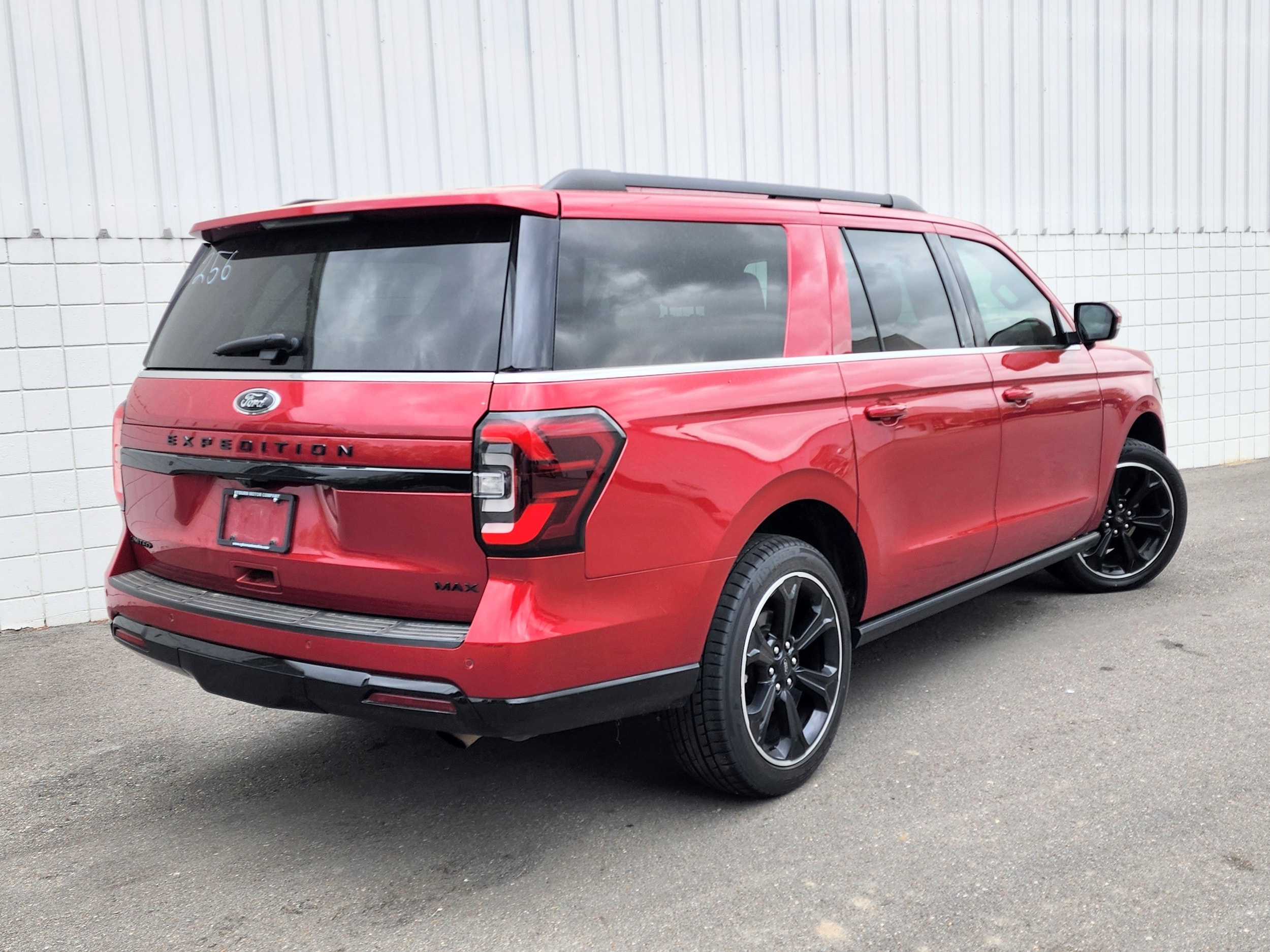 2022 Ford Expedition Limited - Photo 15