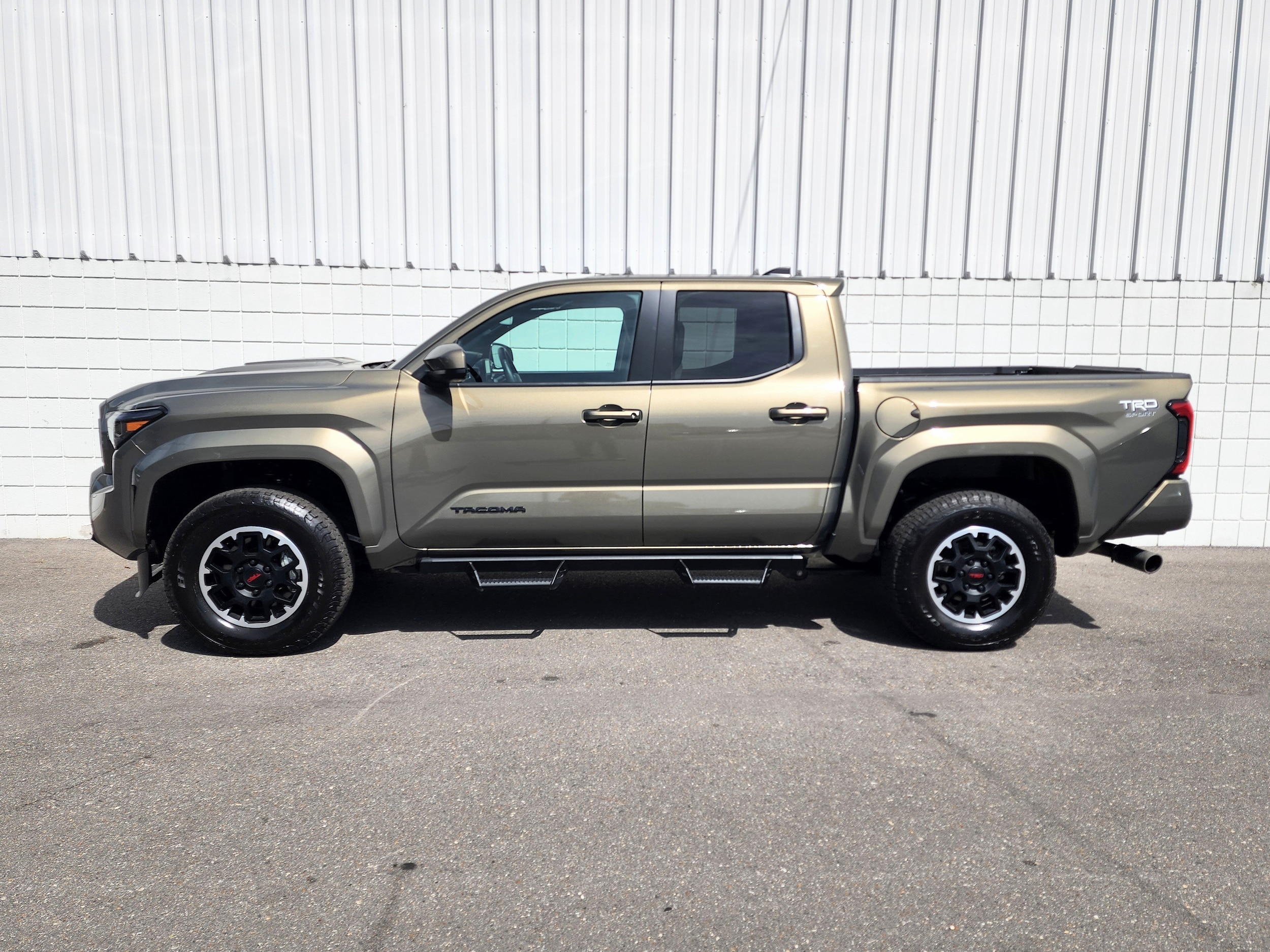 Used 2025 Toyota Tacoma TRD Sport with VIN 3TYLB5JN1ST100000 for sale in Little Rock