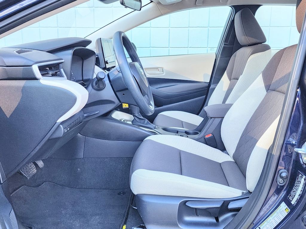 Used 2025 Toyota Corolla LE Sedan