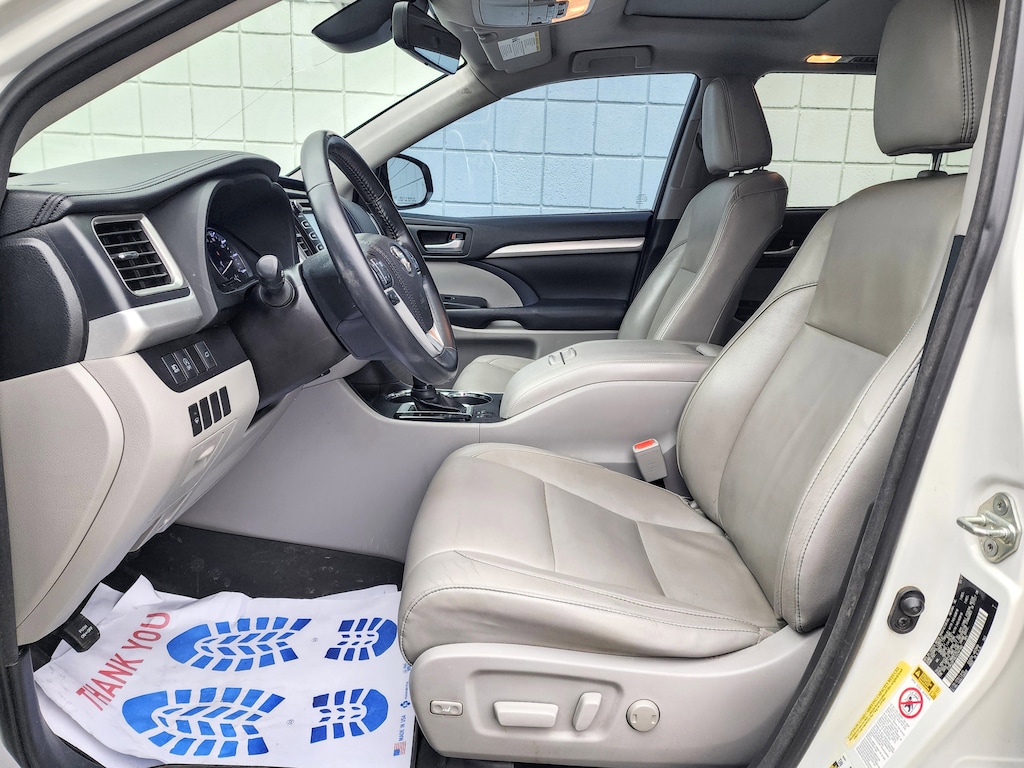 Used 2018 Toyota Highlander XLE V6 SUV