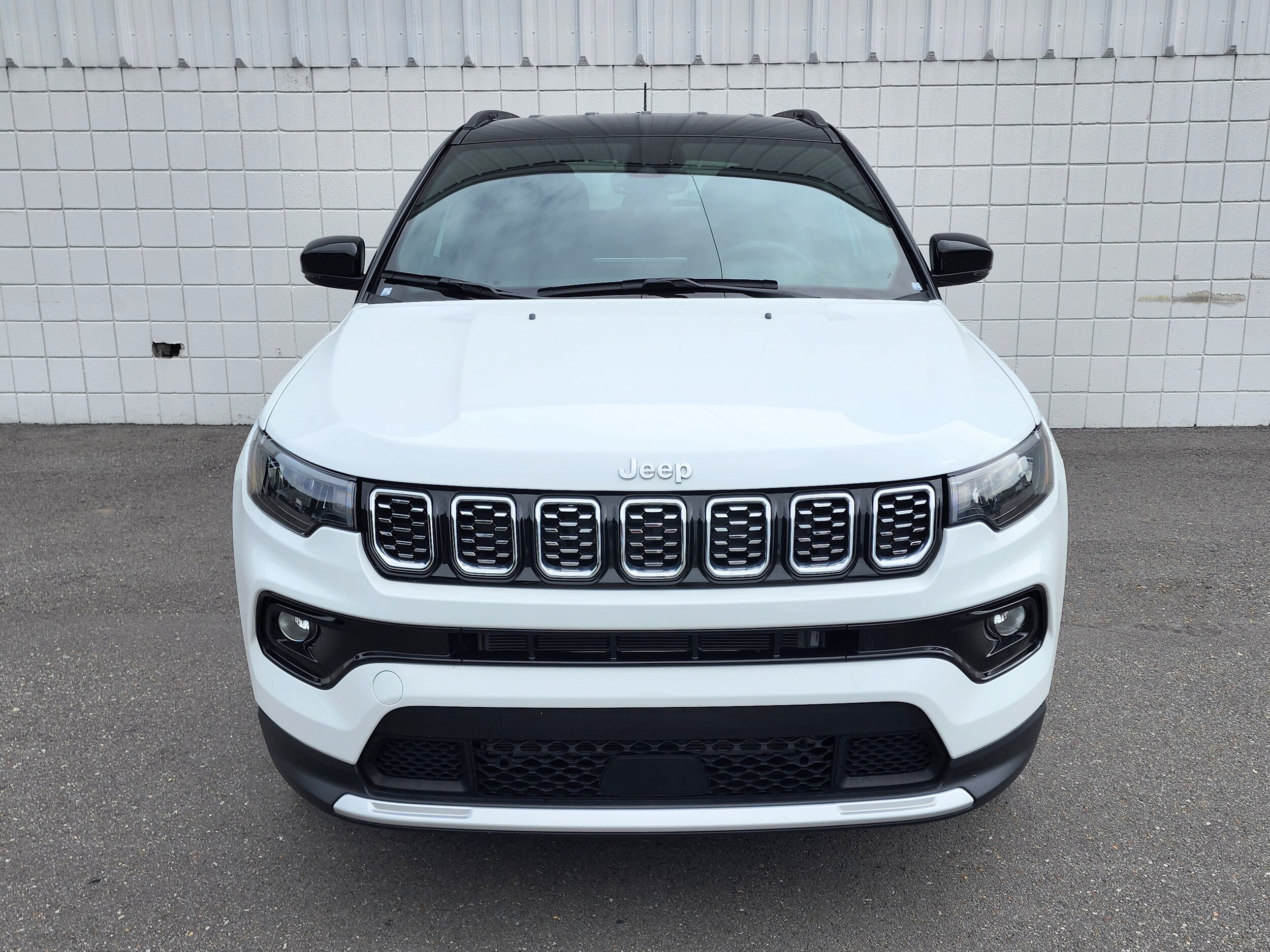 2025 Jeep Compass Limited - Photo 11