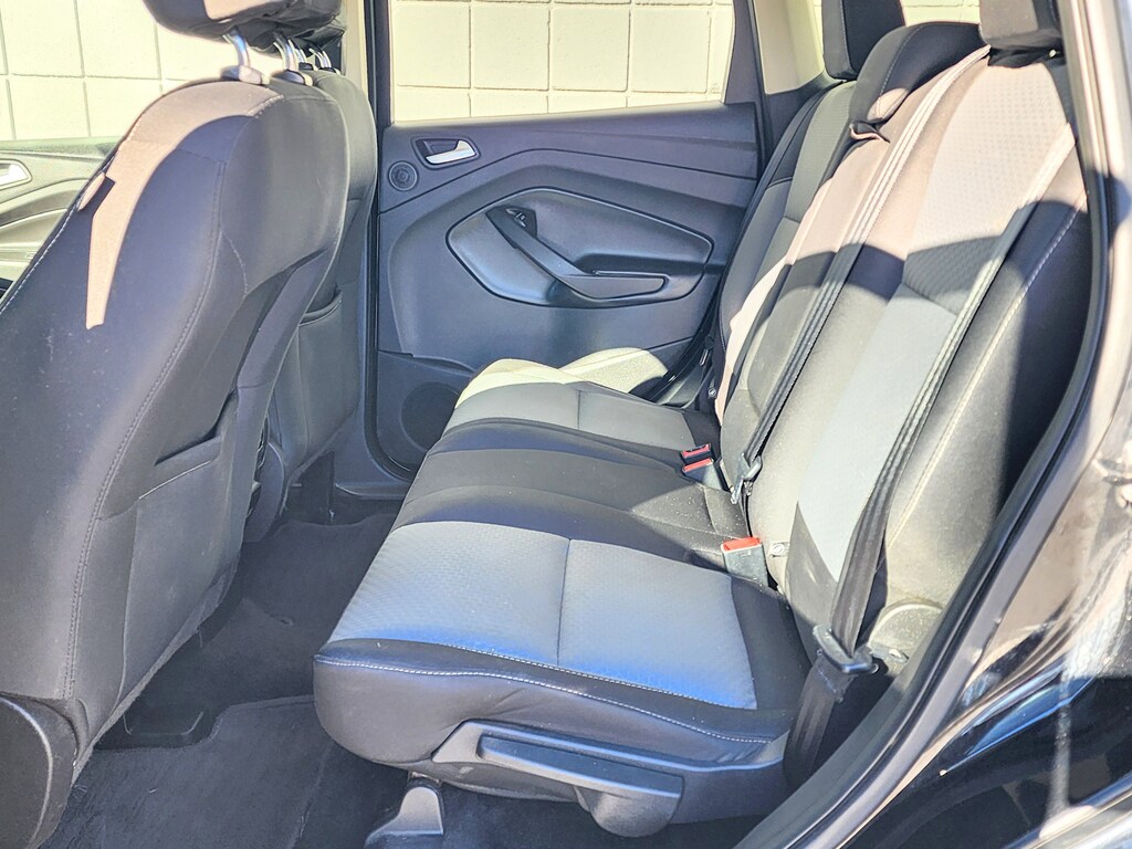 Used 2017 Ford Escape SE SUV