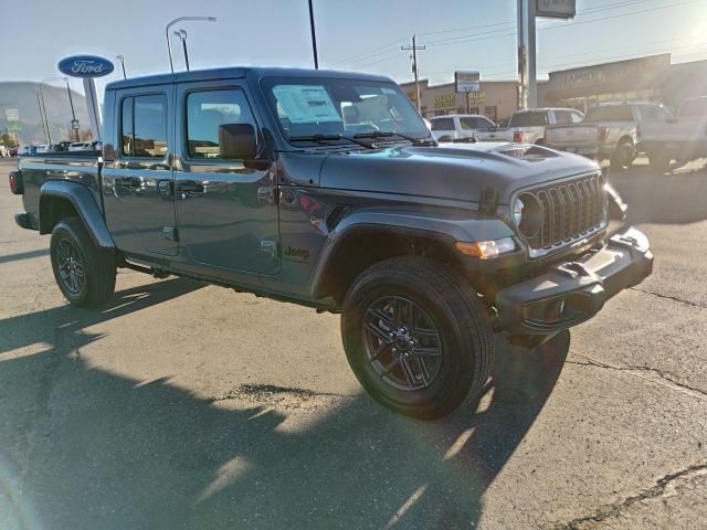 2026 Jeep Gladiator Sport S Auto's photo