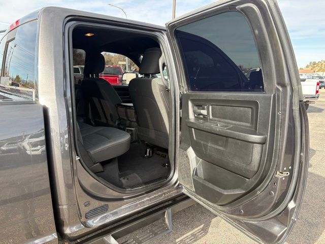 2022 RAM Ram 3500 Pickup Tradesman - Photo 17