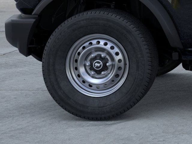 2025 Ford Bronco 4-Door Base - Photo 16