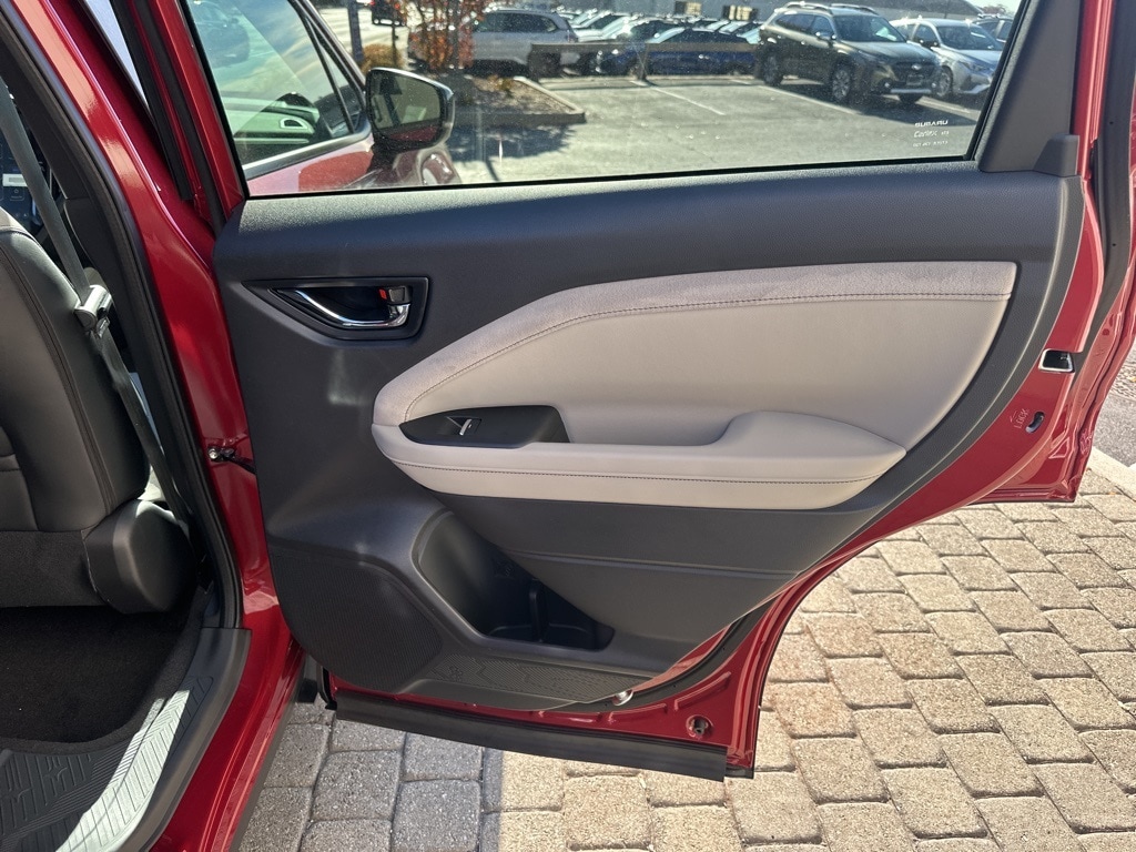 2026 Subaru Forester Limited - Photo 10