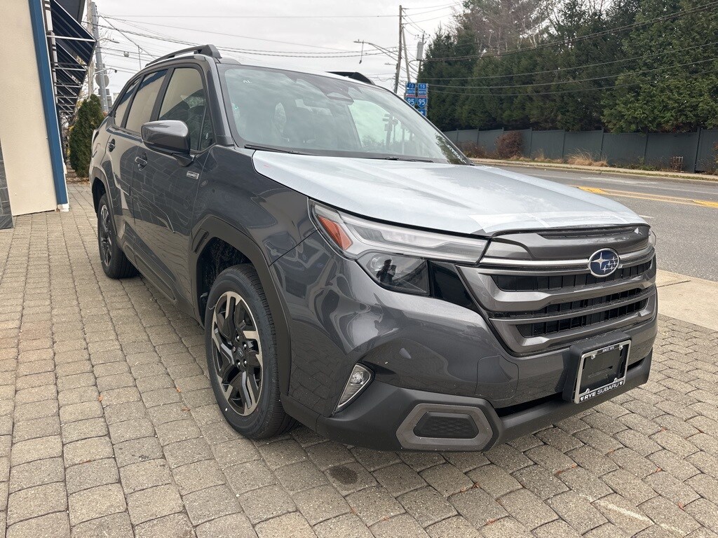 2025 Subaru Forester Limited photo 4