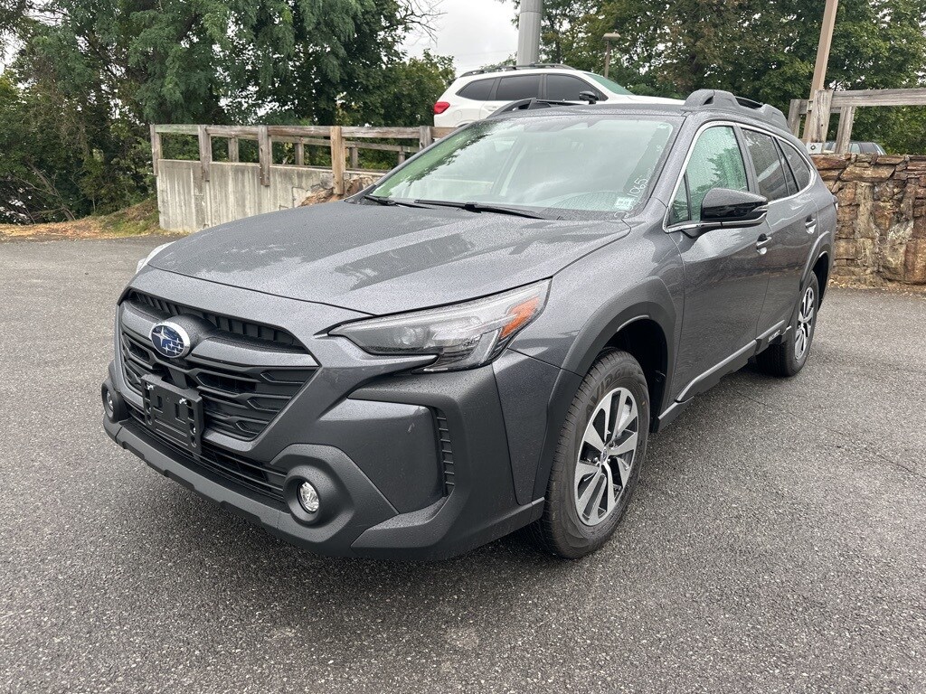2025 Subaru Outback Premium photo 2