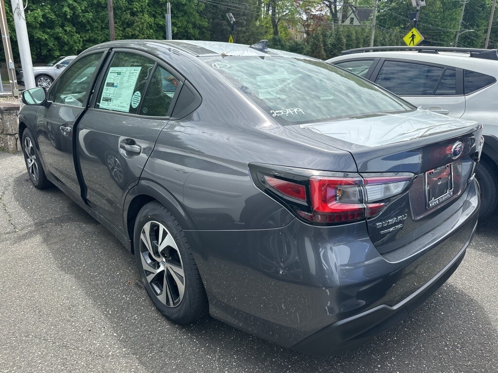 2025 Subaru Legacy Premium photo 4