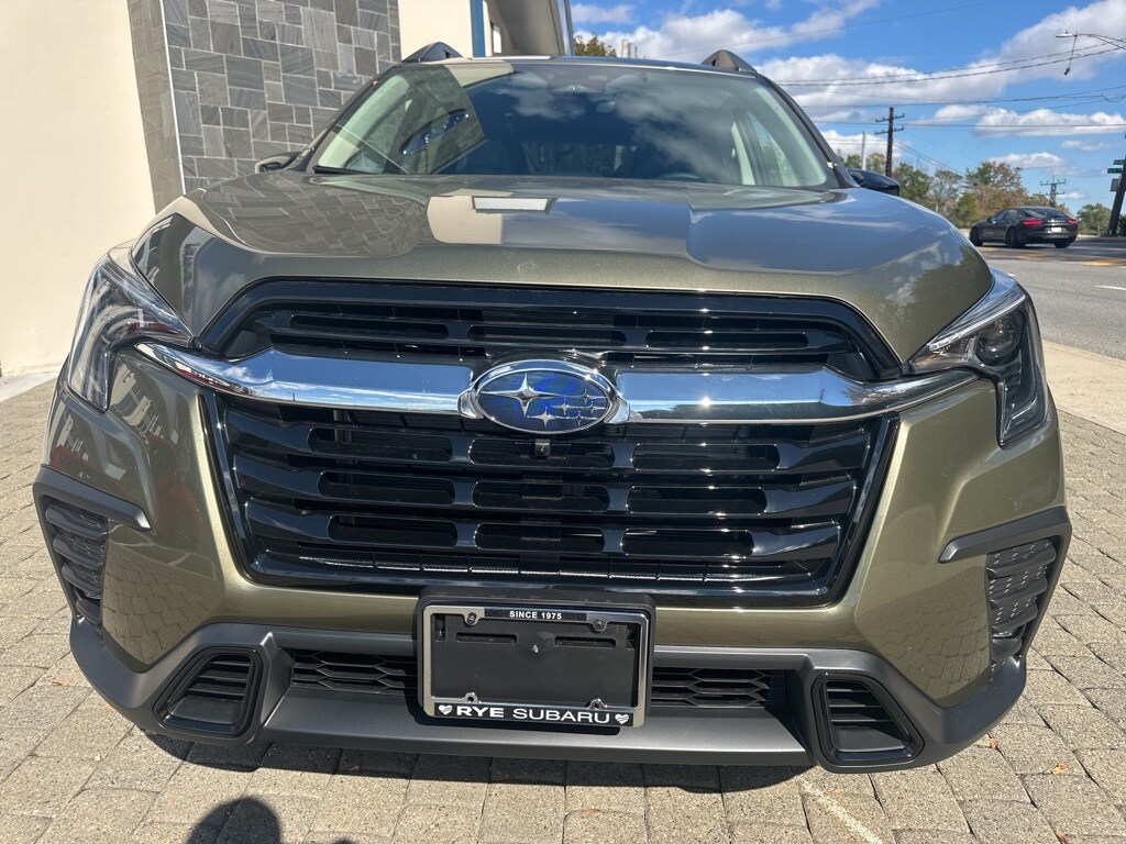 New 2025 Subaru Ascent Limited 7-Passenger SUV