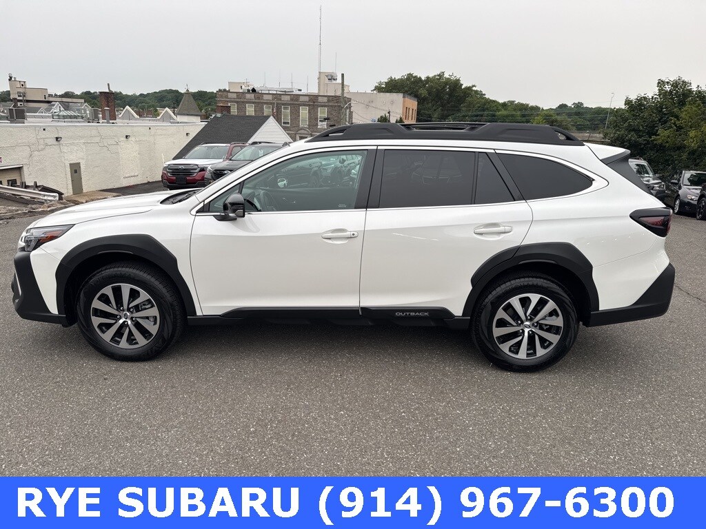2025 Subaru Outback Premium photo 2