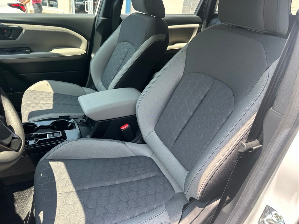 2026 Subaru Forester Base - Photo 17
