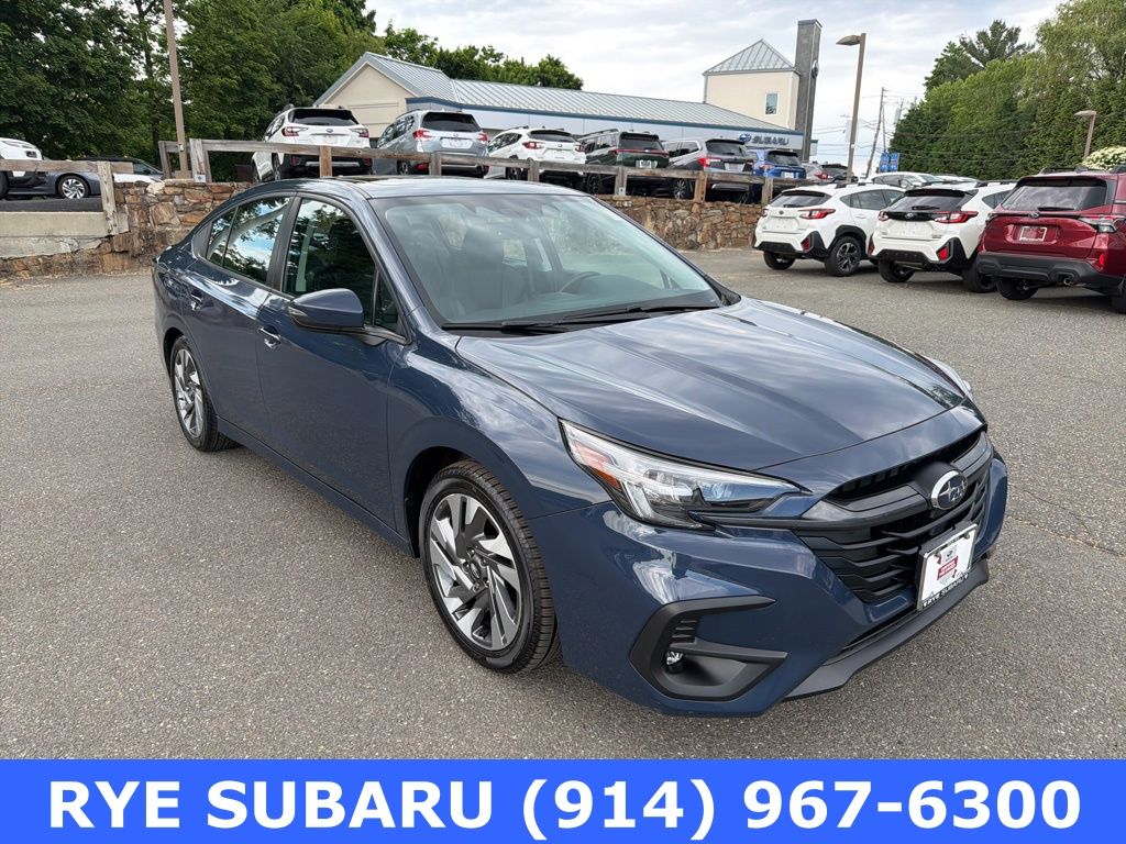 2024 Subaru Legacy Limited's photo