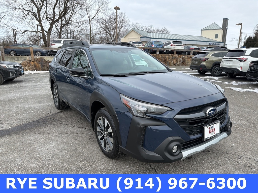 2023 Subaru Outback Limited's photo