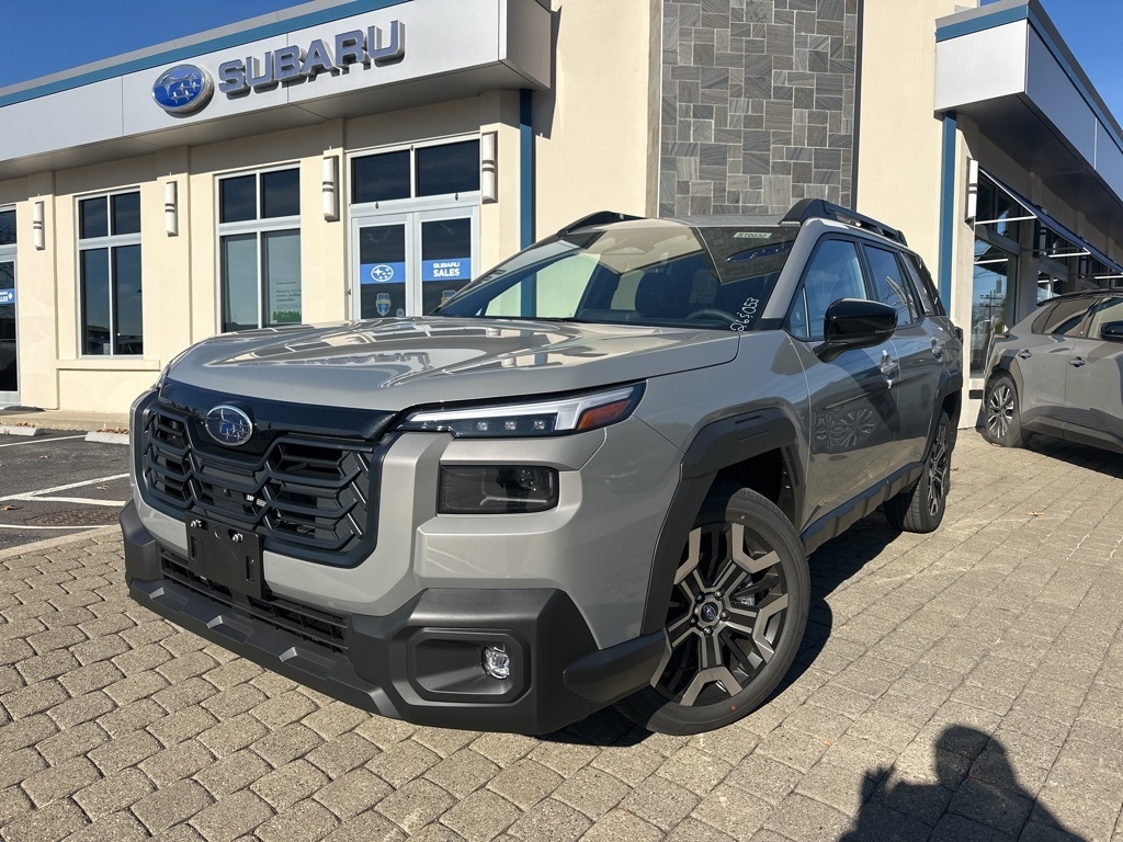 2026 Subaru Outback Touring's photo