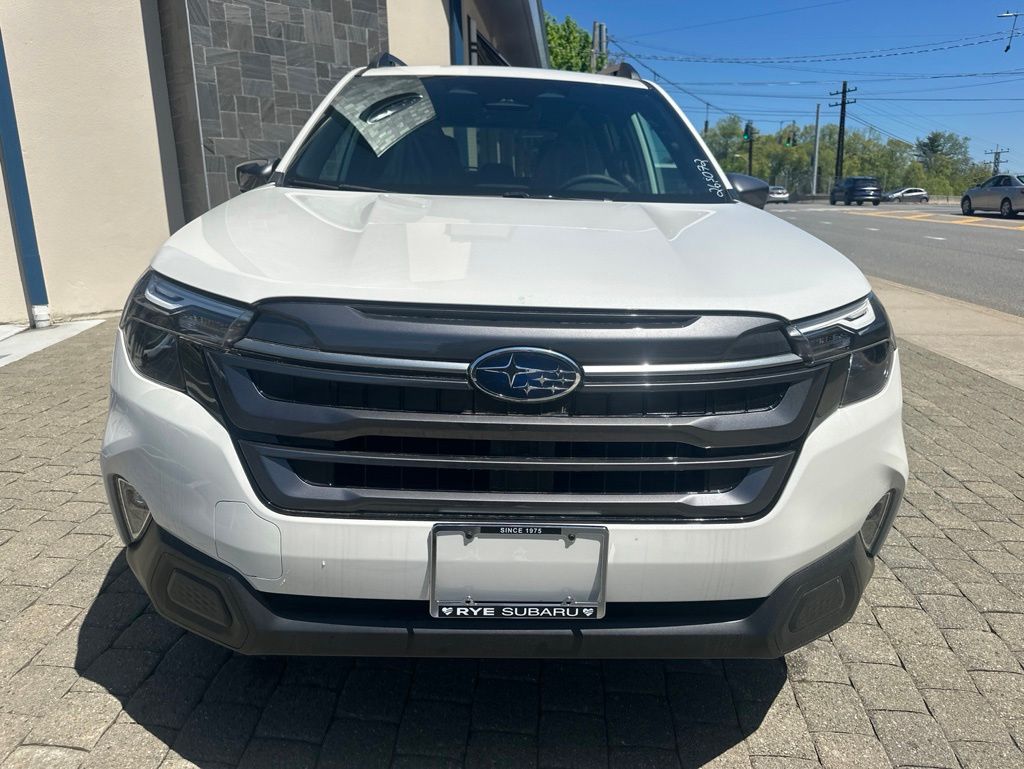 2026 Subaru Forester Premium - Photo 3