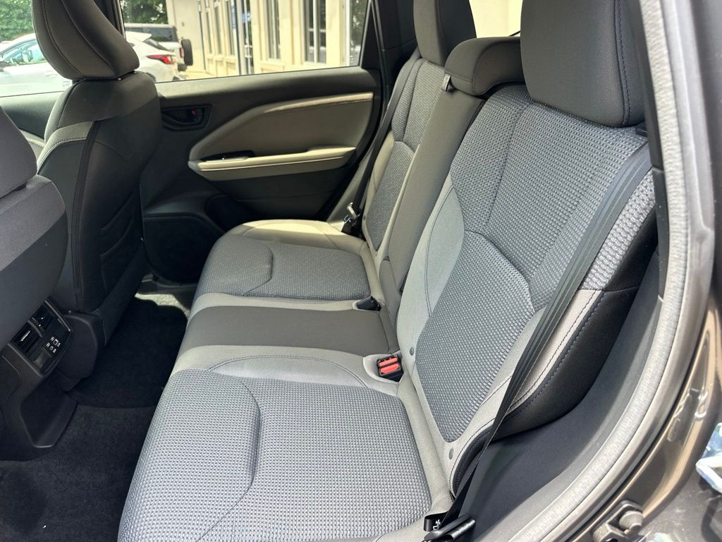 2026 Subaru Forester Premium - Photo 17