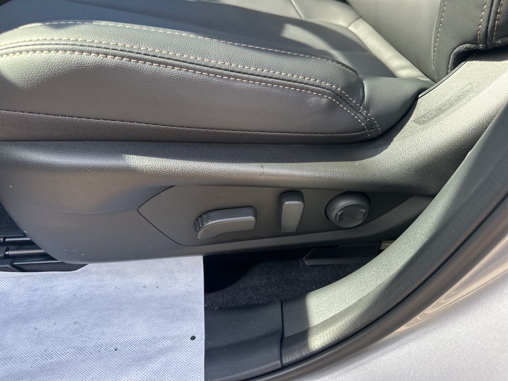 2026 Subaru Outback Limited - Photo 22