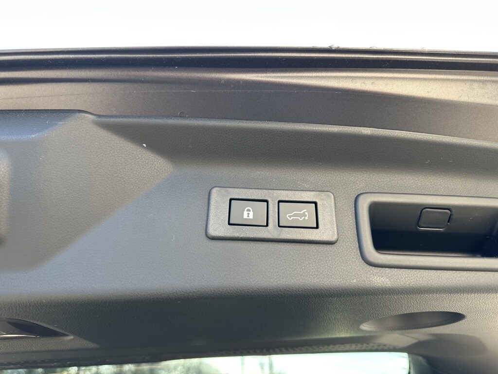2026 Subaru Forester Premium - Photo 17