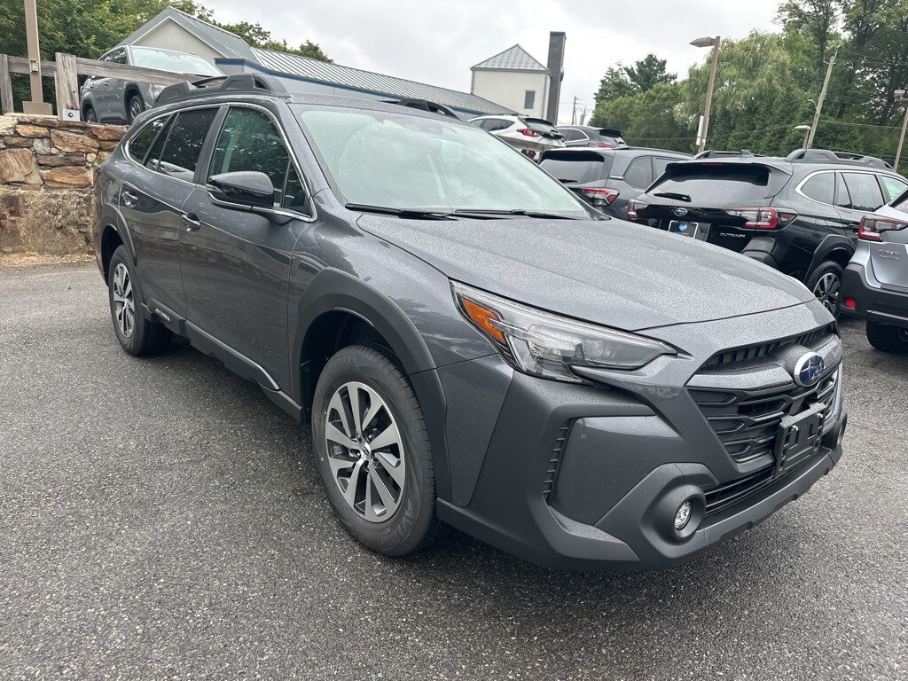 2025 Subaru Outback Premium photo 4