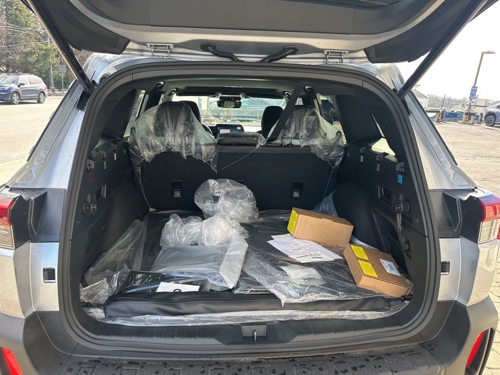 2026 Subaru Outback Limited - Photo 13