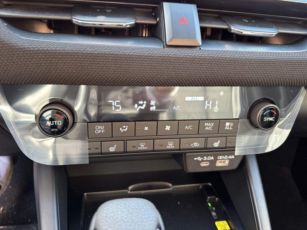 2026 Subaru Outback Limited - Photo 27