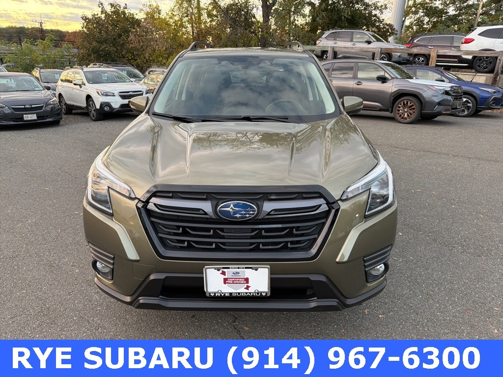 Used 2022 Subaru Forester Limited Reverse Automatic Braking + Navigation Sys SUV