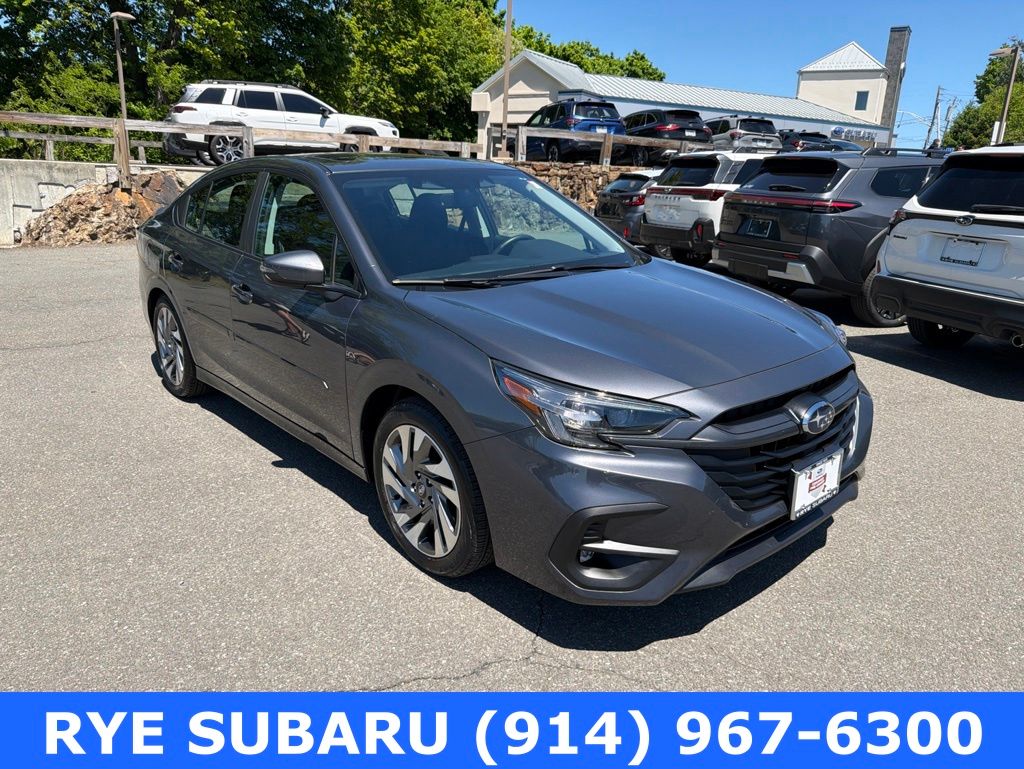 2024 Subaru Legacy Limited's photo
