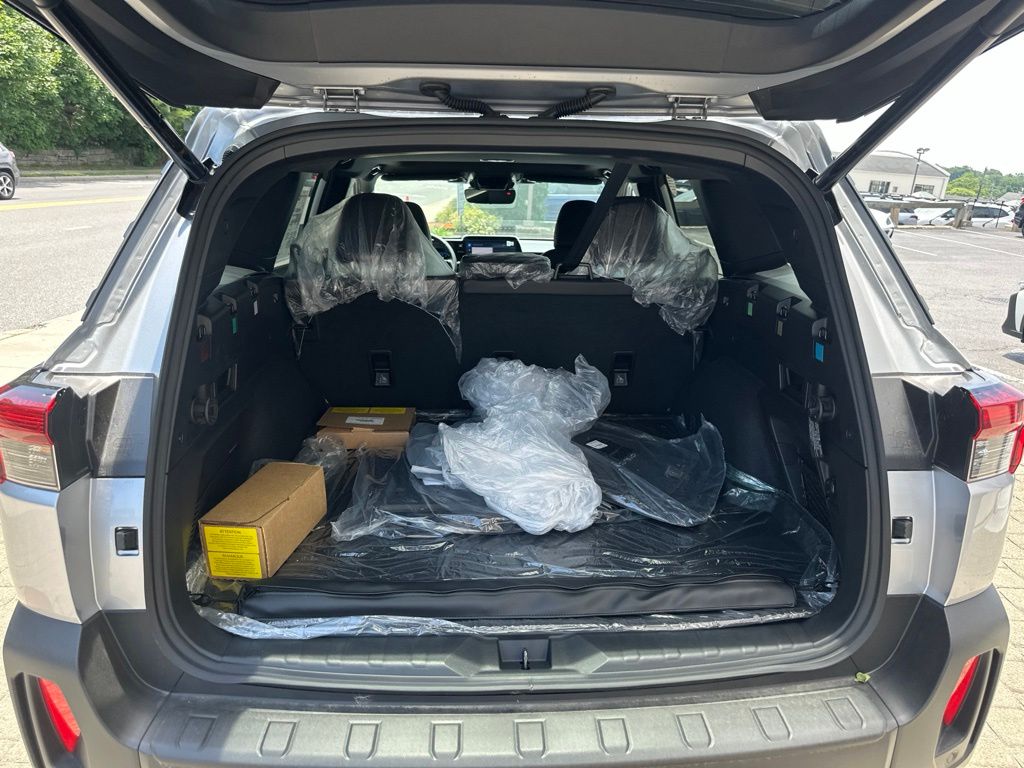 2026 Subaru Outback Limited - Photo 12